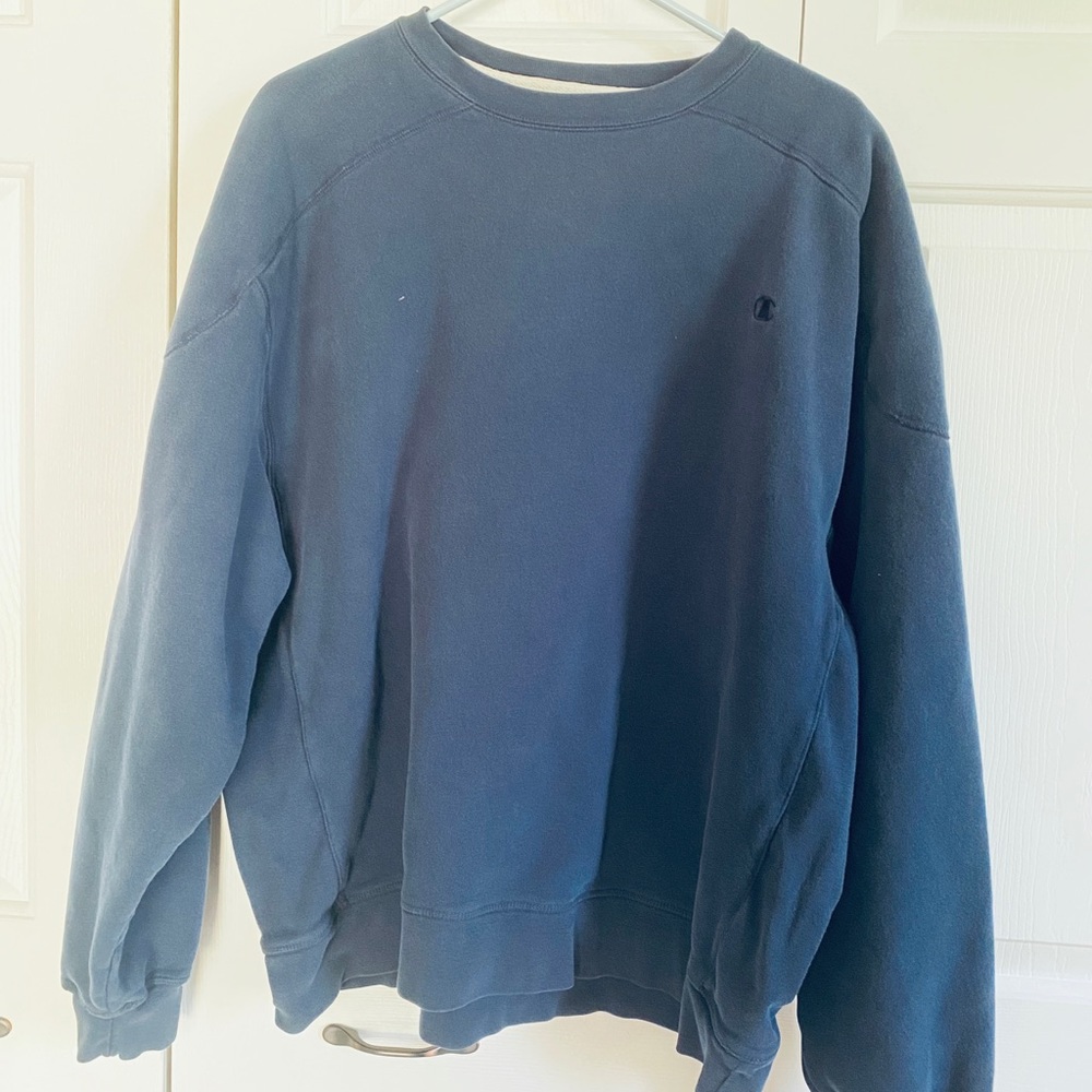 Navy Men’s Champion Sweatshirt